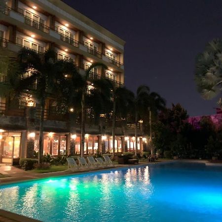 Leuxay Hotel Vientiane Bagian luar foto