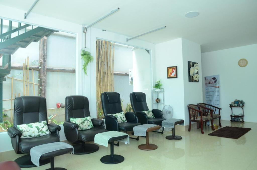 Leuxay Hotel Vientiane Bagian luar foto