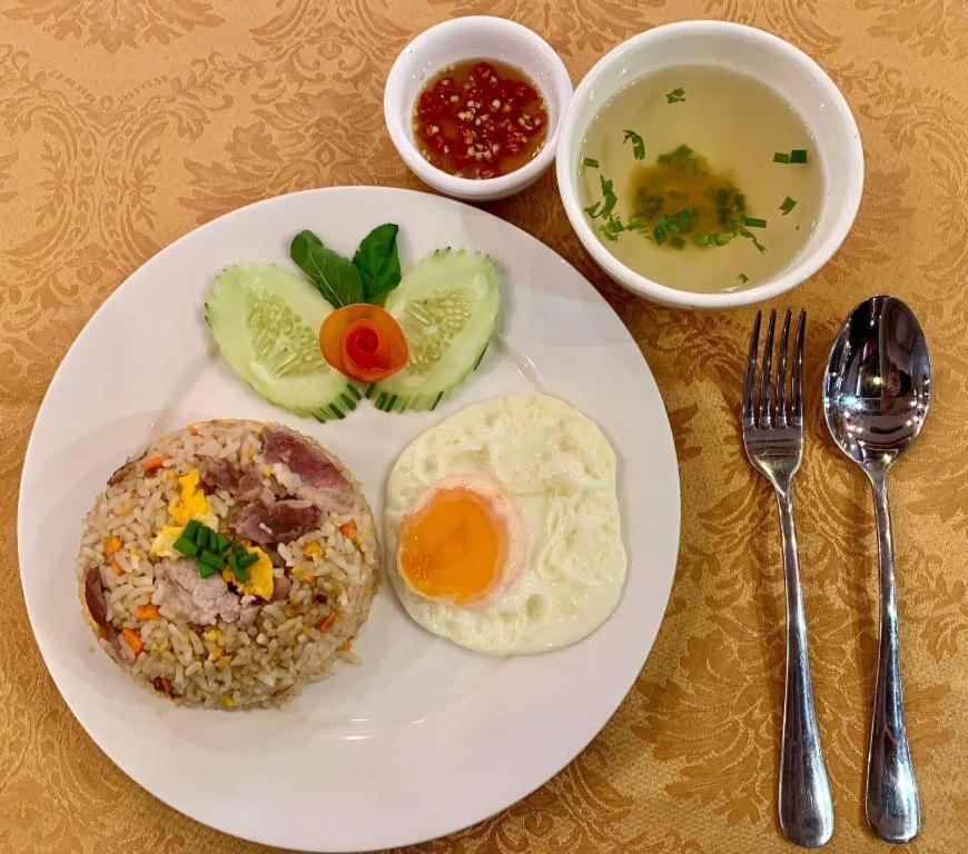 Leuxay Hotel Vientiane Bagian luar foto
