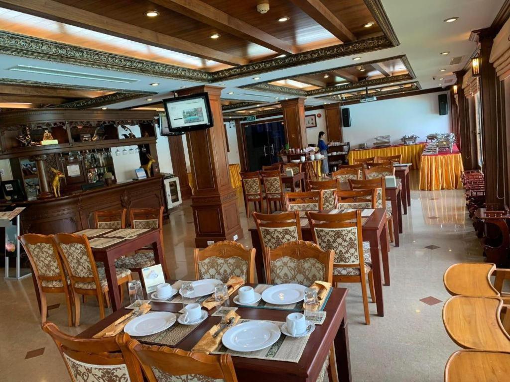 Leuxay Hotel Vientiane Bagian luar foto