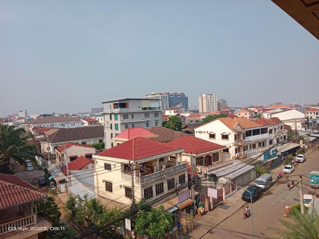 Leuxay Hotel Vientiane Bagian luar foto