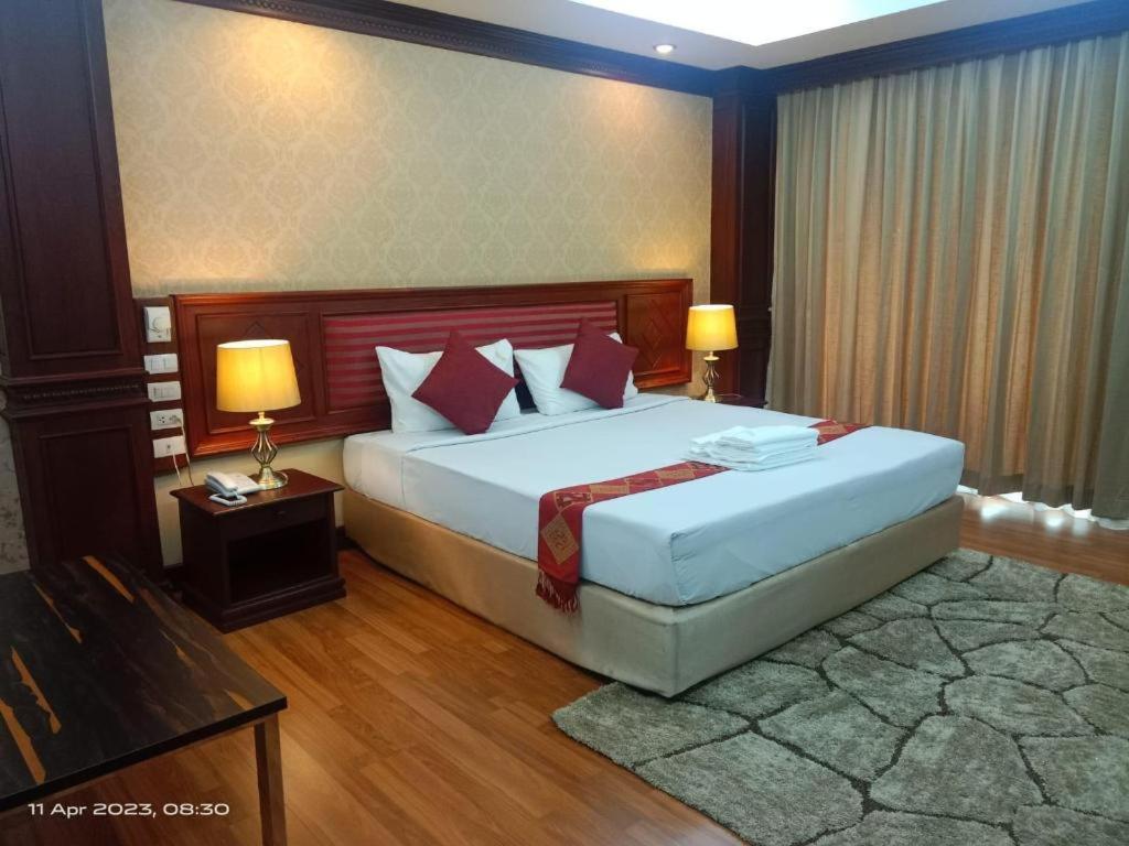 Leuxay Hotel Vientiane Bagian luar foto
